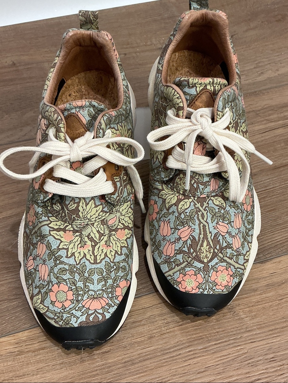 Flower Mountain FM03037 Floral Sneakers Cork Footbed Women’s US 8 EU 39